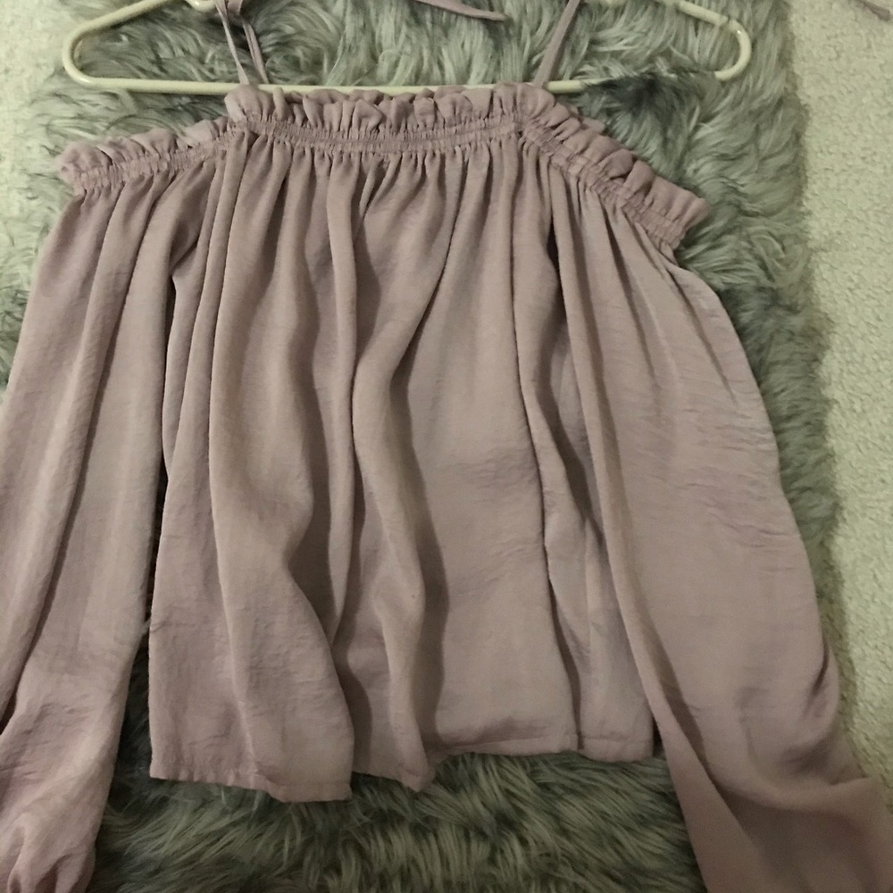 Trendy Pacsun off the shoulder blouse